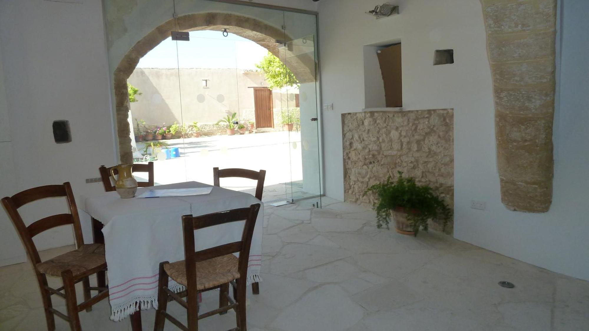 To Archontiko Tis Anastasias Athienou Room photo